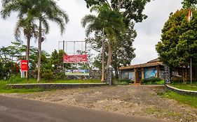 OYO 2278 Cikidang Hunting Resort